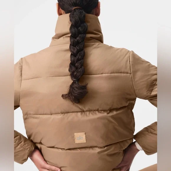 Alo Gold Rush Puffer - Toasted Almond M Authentic - Picture 2 of 5